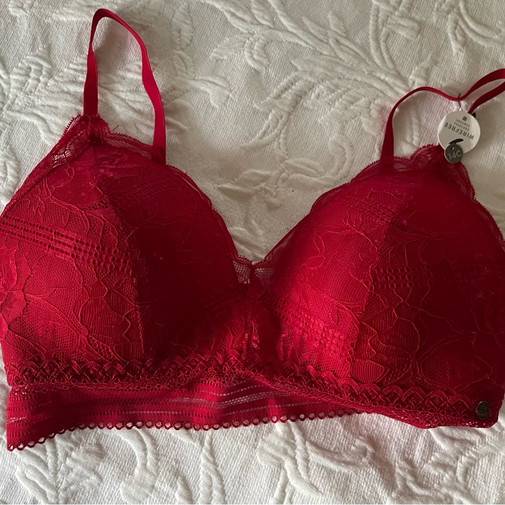 Lucky Brand Red Lace Bra Bralette Wirefree 34C Padded NWT